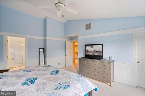 9836 Rainleaf Ct, Bristow, VA 20136 photo 26