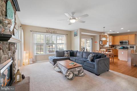 9836 Rainleaf Ct, Bristow, VA 20136 photo 12