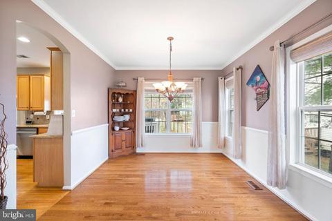 9836 Rainleaf Ct, Bristow, VA 20136 photo 7