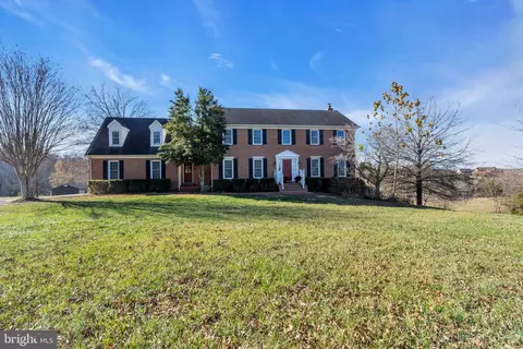 13140 Ada Ln, Nokesville, VA 20181