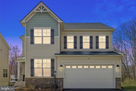 14758 Bell Tower Rd, Woodbridge, VA 22193