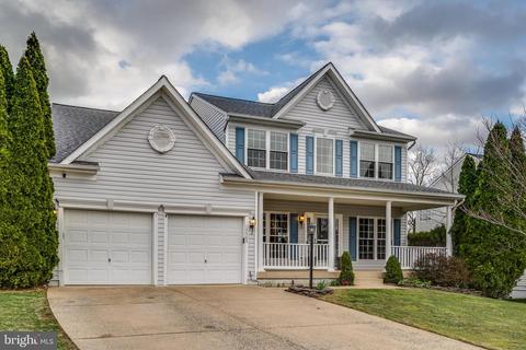 17563 Wayside Dr, Dumfries, VA 22026