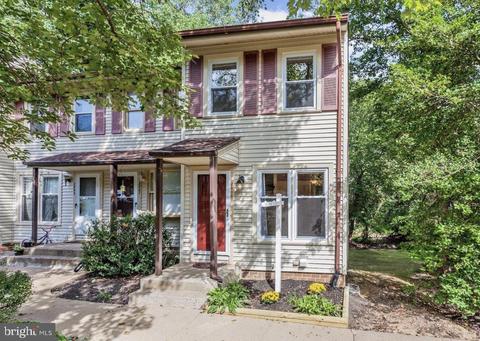 2805 Chablis Cir #27, Woodbridge, VA 22192