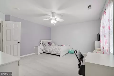 4064 Sapling Way, Triangle, VA 22172 photo 30