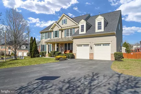 4064 Sapling Way, Triangle, VA 22172 photo 3