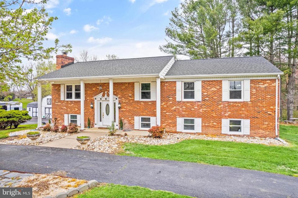  7904 Carrie Ln, Manassas, VA 20111 photo 11