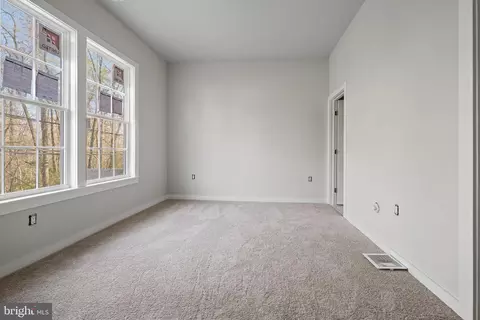 18520 Old Triangle Rd, Triangle, VA 22172 photo 38
