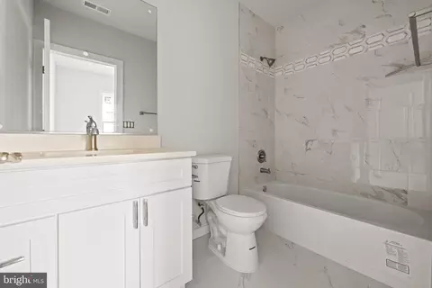 18520 Old Triangle Rd, Triangle, VA 22172 photo 47