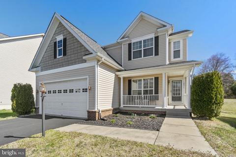 18571 Quantico Gateway Dr, Triangle, VA 22172