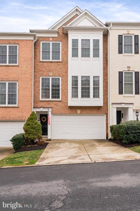 2173 Oberlin Dr, Woodbridge, VA 22191