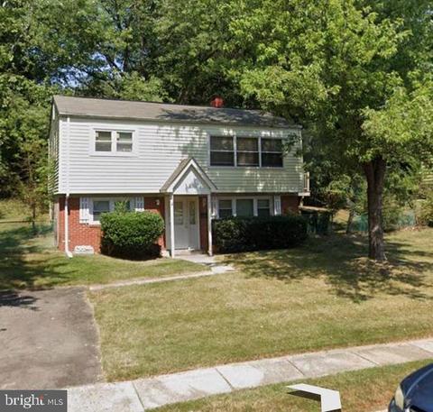 15204 Crescent St, Woodbridge, VA 22193