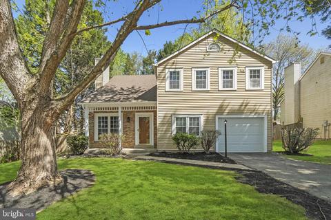 13350 Packard Dr, Woodbridge, VA 22193