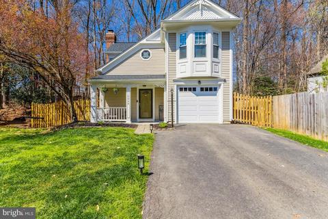 15242 Larkspur Ln, Dumfries, VA 22025