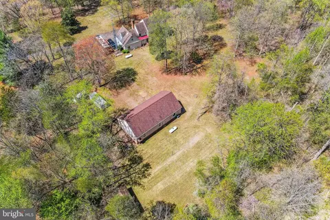 7501 Falkland Dr, Gainesville, VA 20155 photo 15