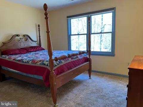 7501 Falkland Dr, Gainesville, VA 20155 photo 43