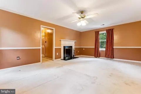 7501 Falkland Dr, Gainesville, VA 20155 photo 34