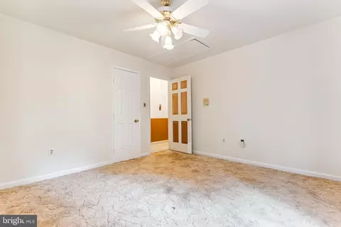 7501 Falkland Dr, Gainesville, VA 20155 photo 47