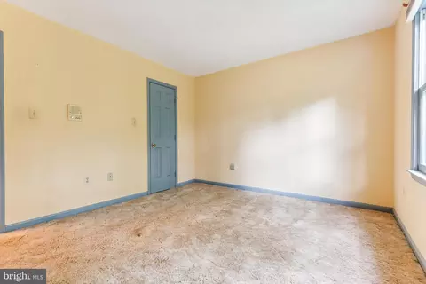 7501 Falkland Dr, Gainesville, VA 20155 photo 45