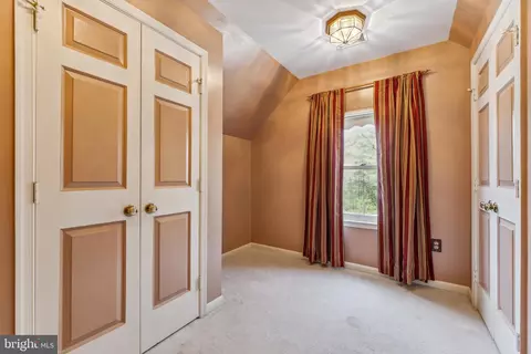 7501 Falkland Dr, Gainesville, VA 20155 photo 40