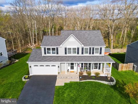 8130 Tall Timber Dr, Gainesville, VA 20155
