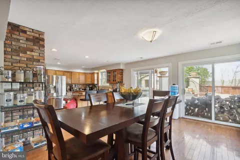 18429 Cabin Rd, Triangle, VA 22172 photo 45