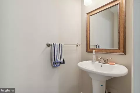 18429 Cabin Rd, Triangle, VA 22172 photo 42