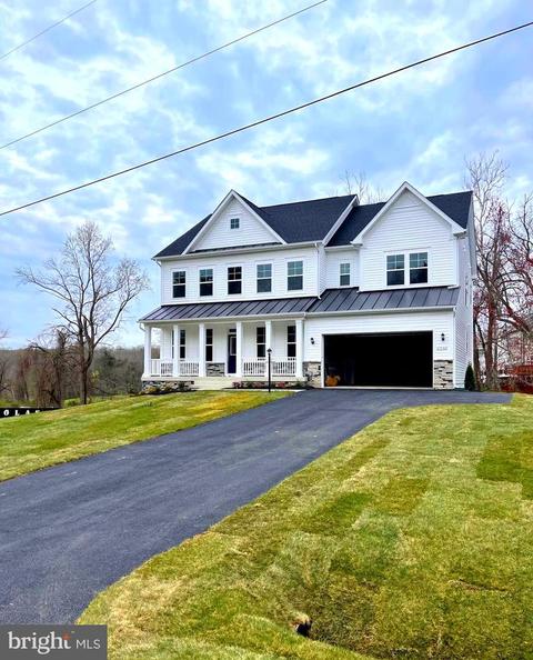 17580 Barron Heights Rd, Dumfries, VA 22025