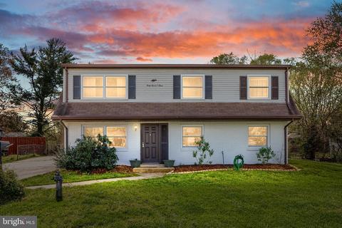 4703 Ketterman Ct, Woodbridge, VA 22193