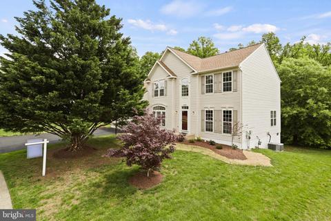 15400 Marsh Overlook Dr, Woodbridge, VA 22191