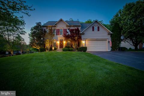 13271 Amblewood Dr, Manassas, VA 20112