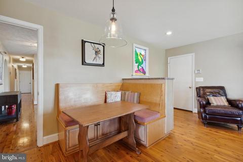 18497 Running Pine Ct, Triangle, VA 22172 photo 11