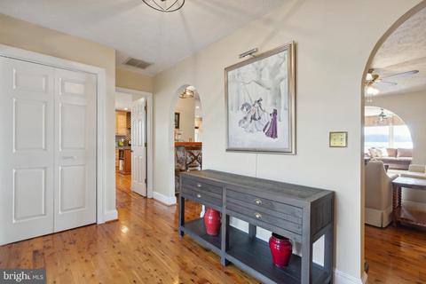 18497 Running Pine Ct, Triangle, VA 22172 photo 8