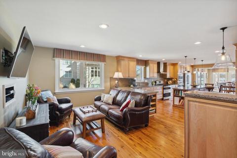 18497 Running Pine Ct, Triangle, VA 22172 photo 12