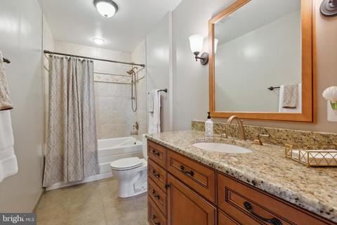 18497 Running Pine Ct, Triangle, VA 22172 photo 21
