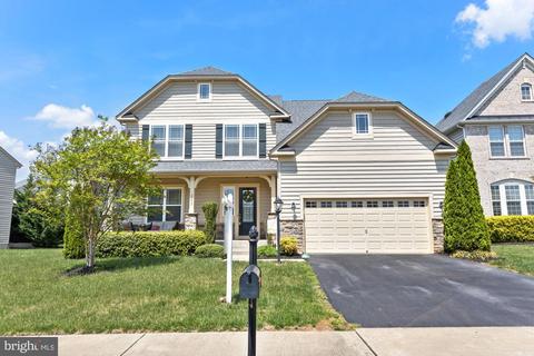 13805 Estate Manor Dr, Gainesville, VA 20155