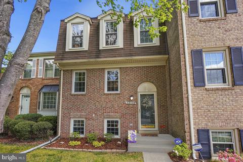 12118 Stallion Ct, Woodbridge, VA 22192
