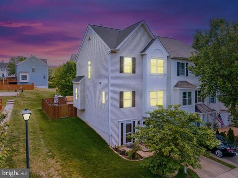 17289 Wexford Loop, Dumfries, VA 22026