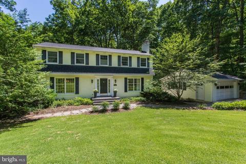 10425 Mount Vernon Dr, Manassas, VA 20111