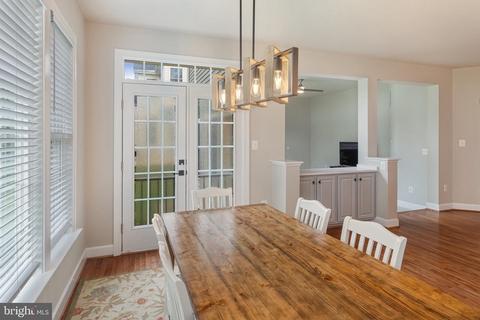 4024 Sapling Way, Triangle, VA 22172 photo 10
