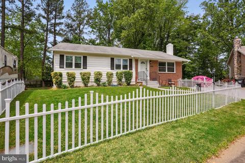 14252 Farmer Ct, Woodbridge, VA 22193