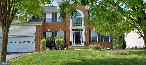 10824 Heaven Scent Ln, Manassas, VA 20110