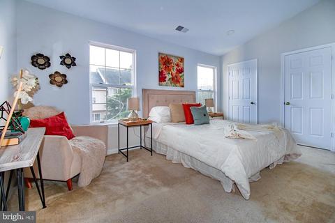 8302 Singleton Ter, Manassas, VA 20109 photo 14