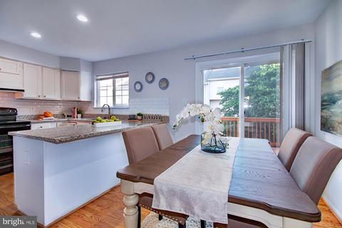8302 Singleton Ter, Manassas, VA 20109 photo 10