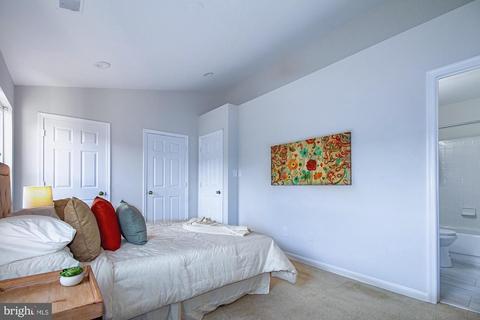 8302 Singleton Ter, Manassas, VA 20109 photo 15