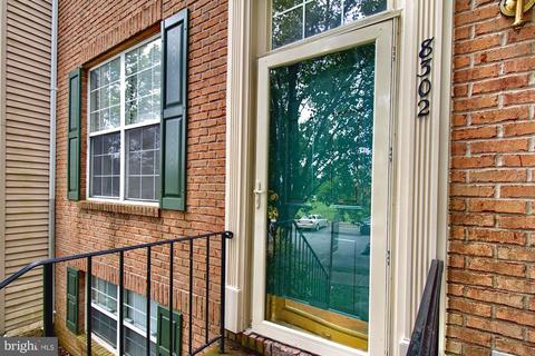 8302 Singleton Ter, Manassas, VA 20109 photo 2