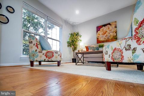 8302 Singleton Ter, Manassas, VA 20109 photo 5