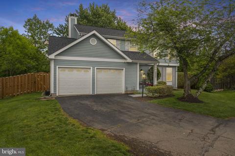 9839 Nimitz Ct, Manassas, VA 20109