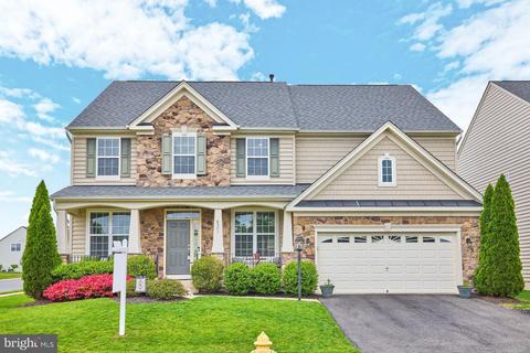 8901 Fenestra Pl, Gainesville, VA 20155