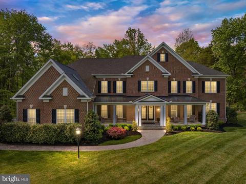 15211 Riding Club Dr, Haymarket, VA 20169