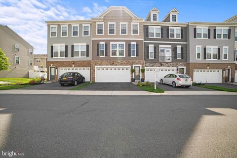 10620 Hinton Way, Manassas, VA 20112